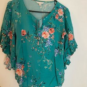 Lauren Conrad size medium green floral blouse